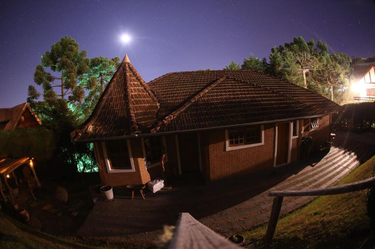 Chale Belga Em Condominio - 1,2 Km Do Centro Turistico Capivari Campos do Jordao Ngoại thất bức ảnh